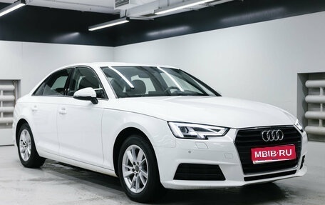 Audi A4, 2018 год, 2 185 000 рублей, 1 фотография
