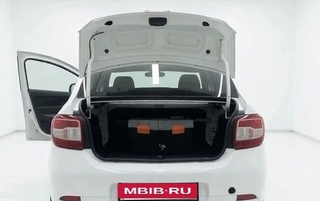 Renault Logan II, 2017 год, 850 000 рублей, 2 фотография