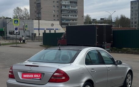 Mercedes-Benz E-Класс, 2002 год, 780 000 рублей, 4 фотография