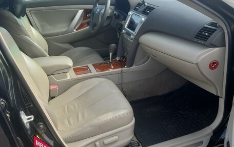 Toyota Camry, 2007 год, 1 180 000 рублей, 8 фотография