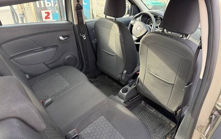 Renault Sandero II рестайлинг, 2016 год, 920 000 рублей, 17 фотография