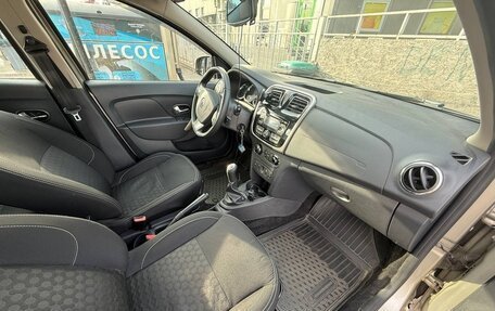 Renault Sandero II рестайлинг, 2016 год, 920 000 рублей, 11 фотография