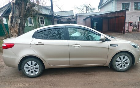 KIA Rio III рестайлинг, 2011 год, 850 000 рублей, 4 фотография