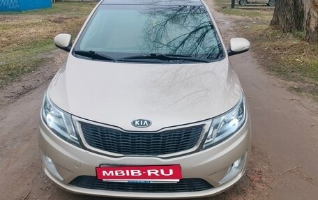 KIA Rio III рестайлинг, 2011 год, 850 000 рублей, 2 фотография