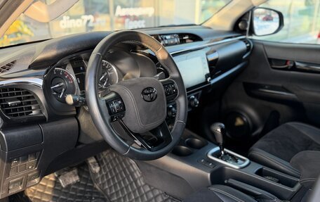 Toyota Hilux VIII, 2022 год, 6 650 000 рублей, 13 фотография