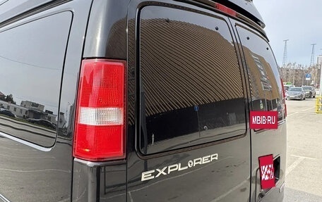 GMC Savana I, 2020 год, 14 000 000 рублей, 10 фотография