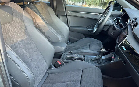 Audi Q3, 2022 год, 2 400 000 рублей, 9 фотография