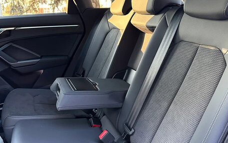 Audi Q3, 2022 год, 2 400 000 рублей, 28 фотография