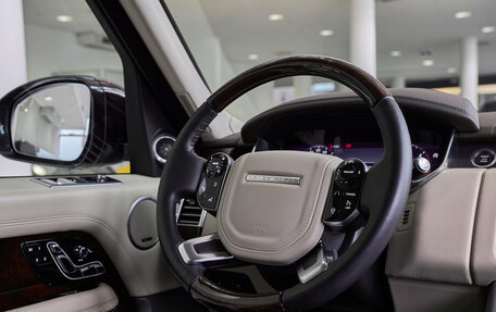 Land Rover Range Rover IV рестайлинг, 2020 год, 7 950 000 рублей, 11 фотография