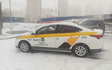 Hyundai Solaris II рестайлинг, 2018 год, 730 000 рублей, 6 фотография