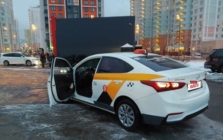 Hyundai Solaris II рестайлинг, 2018 год, 730 000 рублей, 4 фотография