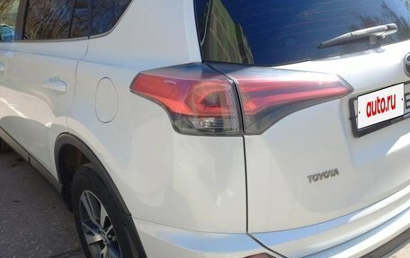 Toyota RAV4, 2019 год, 2 900 000 рублей, 4 фотография