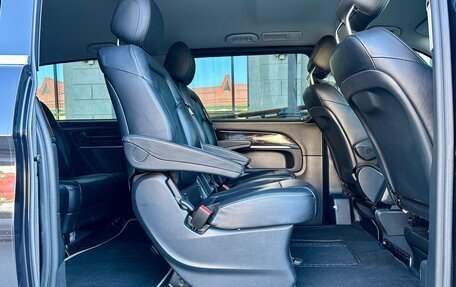 Mercedes-Benz V-Класс, 2017 год, 3 500 000 рублей, 7 фотография