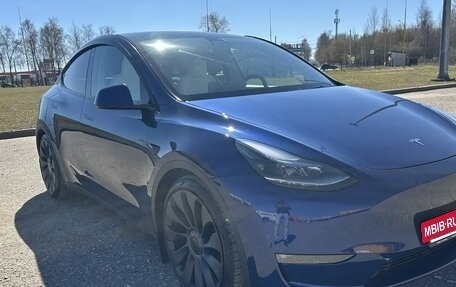 Tesla Model Y I, 2023 год, 5 900 000 рублей, 26 фотография