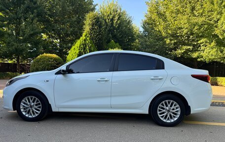 KIA Rio IV, 2018 год, 1 600 000 рублей, 5 фотография