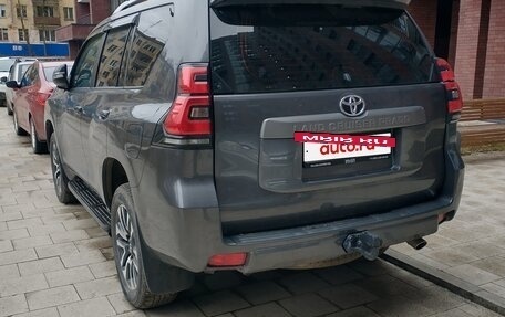 Toyota Land Cruiser Prado 150 рестайлинг 2, 2022 год, 6 000 000 рублей, 3 фотография