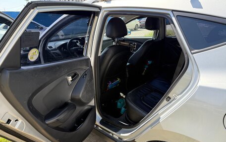 Hyundai Tucson III, 2011 год, 1 150 000 рублей, 5 фотография