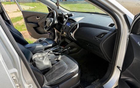 Hyundai Tucson III, 2011 год, 1 150 000 рублей, 8 фотография