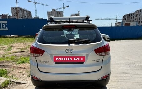 Hyundai Tucson III, 2011 год, 1 150 000 рублей, 3 фотография