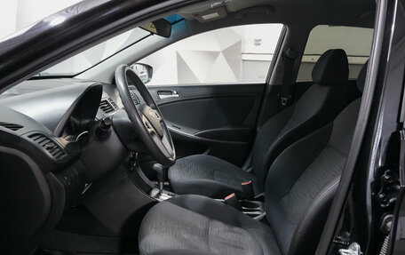 Hyundai Solaris II рестайлинг, 2015 год, 890 000 рублей, 3 фотография