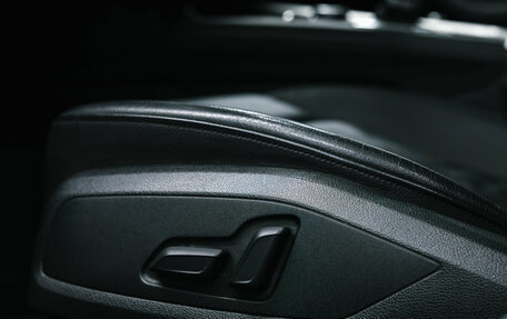 Audi A4, 2018 год, 2 185 000 рублей, 16 фотография