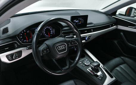 Audi A4, 2018 год, 2 185 000 рублей, 14 фотография