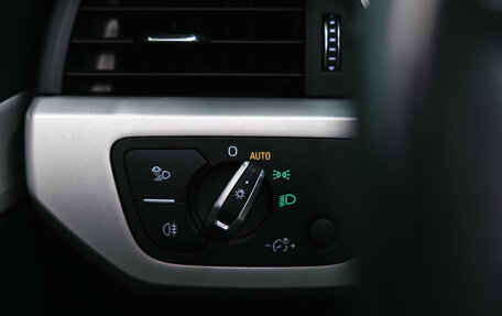 Audi A4, 2018 год, 2 185 000 рублей, 27 фотография