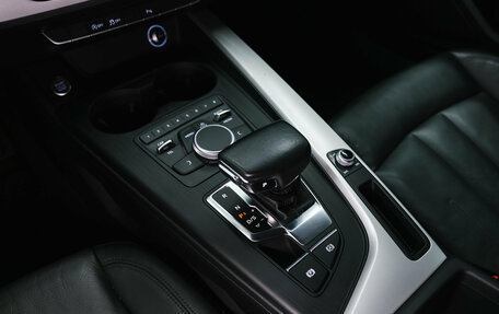 Audi A4, 2018 год, 2 185 000 рублей, 33 фотография