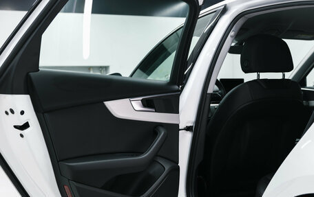 Audi A4, 2018 год, 2 185 000 рублей, 36 фотография