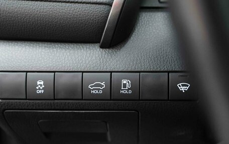 Toyota Camry, 2021 год, 2 550 000 рублей, 10 фотография