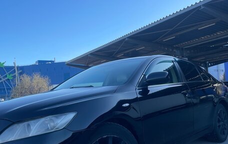 Toyota Camry, 2008 год, 970 000 рублей, 2 фотография