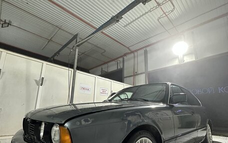 BMW 5 серия, 1989 год, 270 000 рублей, 3 фотография