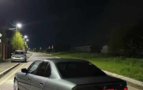 BMW 5 серия, 1989 год, 270 000 рублей, 4 фотография