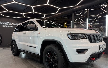 Jeep Grand Cherokee, 2017 год, 3 990 000 рублей, 3 фотография