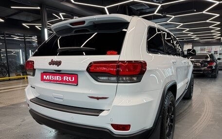 Jeep Grand Cherokee, 2017 год, 3 990 000 рублей, 4 фотография