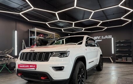 Jeep Grand Cherokee, 2017 год, 3 990 000 рублей, 5 фотография