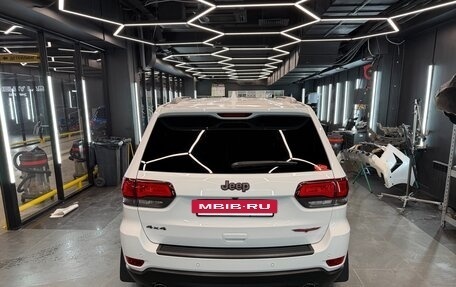 Jeep Grand Cherokee, 2017 год, 3 990 000 рублей, 15 фотография