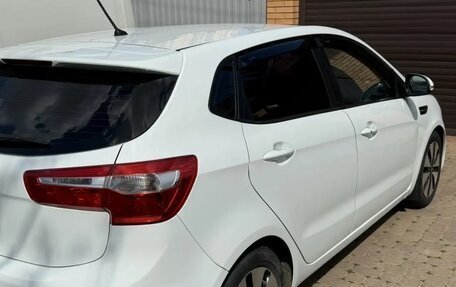 KIA Rio III рестайлинг, 2014 год, 1 000 000 рублей, 6 фотография