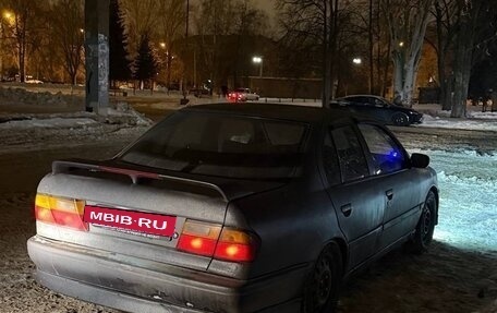 Nissan Primera II рестайлинг, 1992 год, 109 999 рублей, 4 фотография
