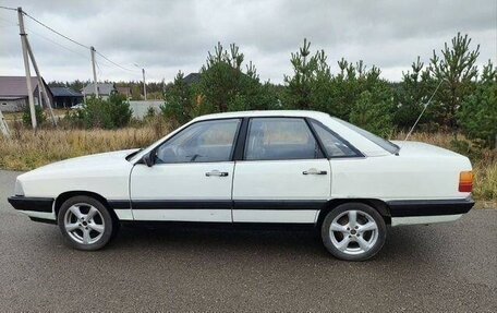 Audi 100, 1983 год, 140 000 рублей, 8 фотография