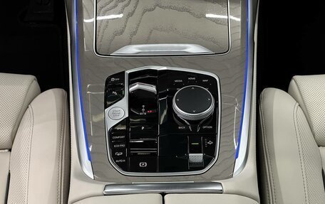 BMW X7, 2026 год, 19 320 000 рублей, 16 фотография