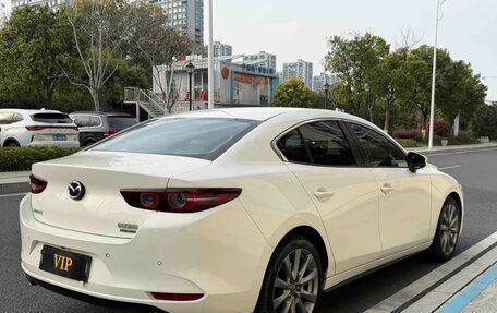 Mazda 3, 2022 год, 1 880 000 рублей, 5 фотография