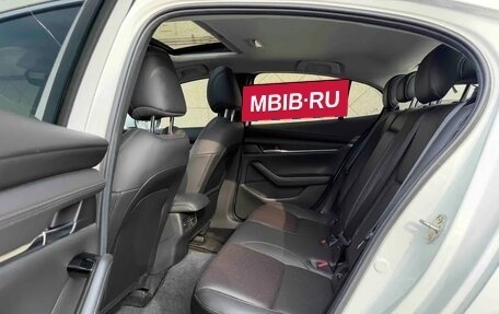 Mazda 3, 2022 год, 1 880 000 рублей, 11 фотография