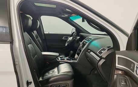 Ford Explorer VI, 2013 год, 1 949 000 рублей, 27 фотография