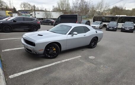 Dodge Challenger III рестайлинг 2, 2022 год, 4 990 000 рублей, 13 фотография