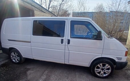 Volkswagen Transporter T4, 2001 год, 949 000 рублей, 4 фотография