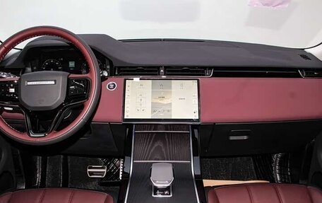 Land Rover Range Rover Evoque II, 2025 год, 6 130 000 рублей, 13 фотография