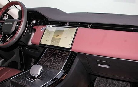 Land Rover Range Rover Evoque II, 2025 год, 6 130 000 рублей, 17 фотография