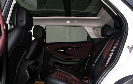 Land Rover Range Rover Evoque II, 2025 год, 6 130 000 рублей, 26 фотография