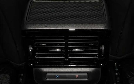 Land Rover Range Rover Evoque II, 2025 год, 6 130 000 рублей, 29 фотография